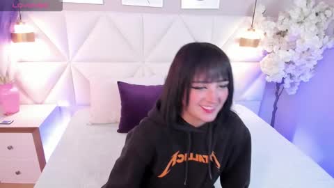 Snapshot of adara_carter_ chatting on 12.15.25 adara_carter_ online show from 12.15.25