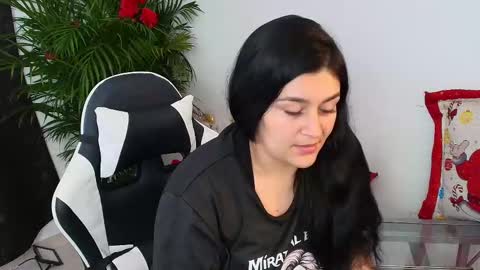 Snapshot of adda_goddess chatting on 12.04.25 adda_goddess online show from 12.04.25