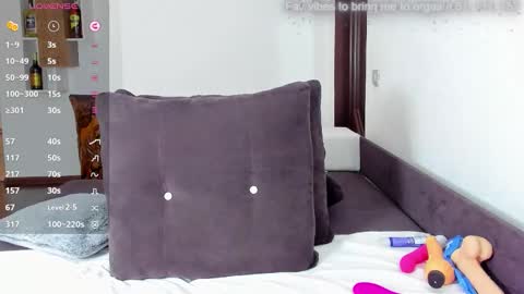 Snapshot of addadivine chatting on 11.13.25 Adda online show from 11.13.25