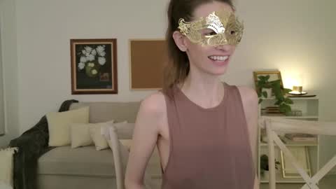 Addison Rose  I am currently away for the holiday weekend. Streams start again on 1242024. Enjoy the holiday online show from 02.27.25