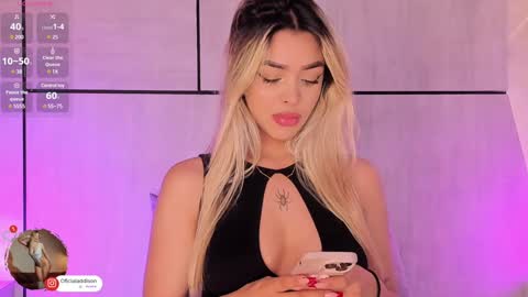 A D D I S O N  online show from 01.14.25