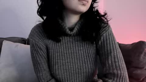 Snapshot of adeelinee chatting on 03.07.25 Ade online show from 03.07.25