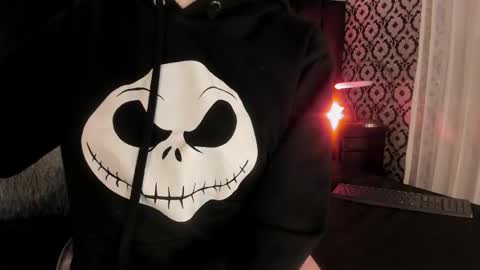 Snapshot of adeelinee chatting on 01.05.26 Ade online show from 01.05.26