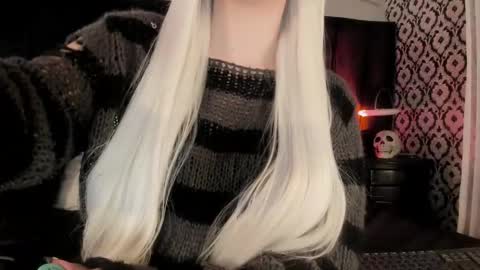 Snapshot of adeelinee chatting on 01.09.26 Ade online show from 01.09.26