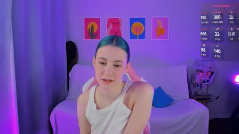 Adelle online show from 03.04.26