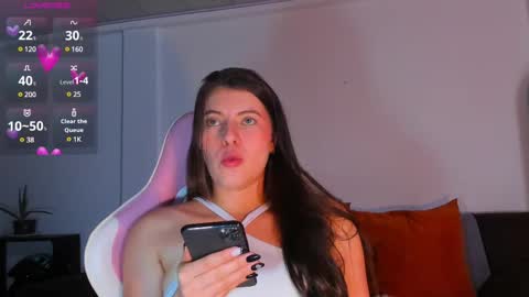 Snapshot of adela_parker chatting on 03.06.25 Adela Parker  online show from 03.06.25