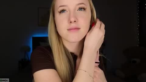 Adele online show from 02.21.26