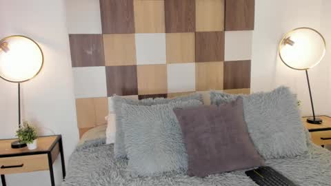 Snapshot of adele_carter_ chatting on 01.08.25 Andrea online show from 01.08.25