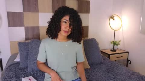 Snapshot of adele_carter_ chatting on 02.24.25 Andrea online show from 02.24.25