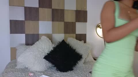 Snapshot of adele_carter_ chatting on 03.11.25 Andrea online show from 03.11.25