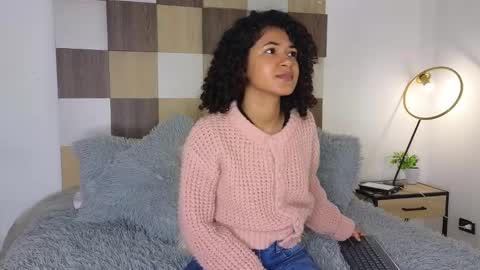 Snapshot of adele_carter_ chatting on 03.12.25 Andrea online show from 03.12.25