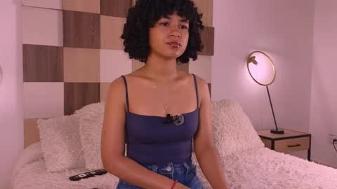 Snapshot of adele_carter_ chatting on 09.27.25 Andrea online show from 09.27.25