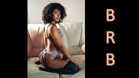 Snapshot of adele_carter_ chatting on 10.10.25 Andrea online show from 10.10.25