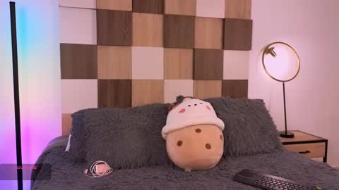 Snapshot of adele_carter_ chatting on 10.15.25 Andrea online show from 10.15.25