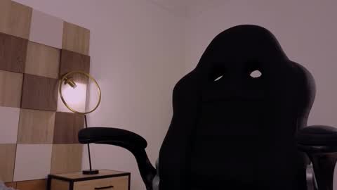 Snapshot of adele_carter_ chatting on 10.23.25 Andrea online show from 10.23.25