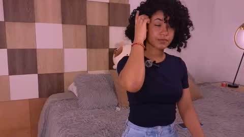 Andrea online show from 12.22.25