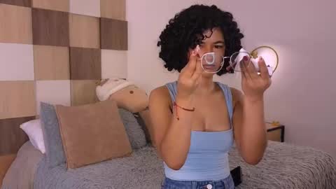 Andrea online show from 02.08.26