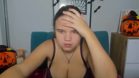 adelecruzz online show from 10.26.25