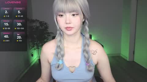 adelina__flower online show from 04.22.26