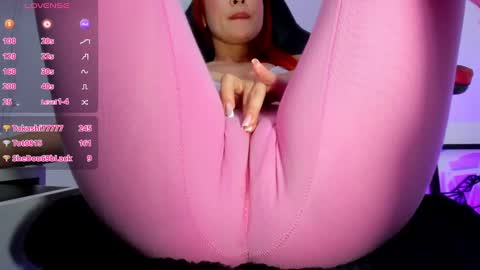 adelinaconte1 online show from 02.05.25