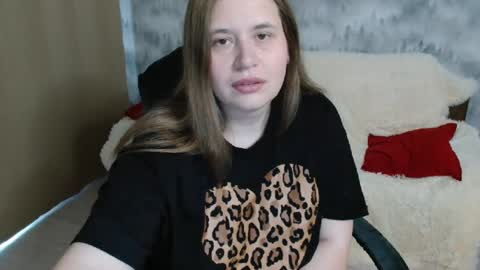 adelinalawson online show from 06.12.26