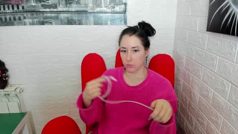 Adel online show from 01.12.25