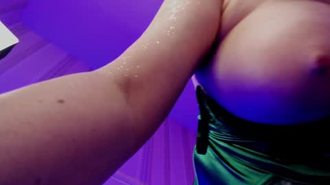 Adella online show from 12.25.24