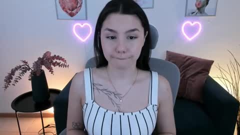 Snapshot of adelleb chatting on 01.23.25 Your sweet girl online show from 01.23.25