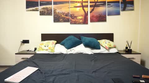 Snapshot of adellineee chatting on 01.25.25 Adellineee online show from 01.25.25