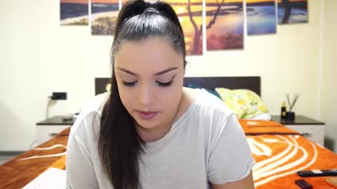 Snapshot of adellineee chatting on 02.10.25 Adellineee online show from 02.10.25