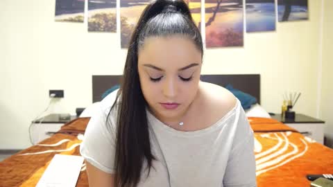 Snapshot of adellineee chatting on 03.10.25 Adellineee online show from 03.10.25