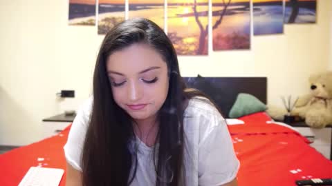 Snapshot of adellineee chatting on 10.07.25 Adellineee online show from 10.07.25