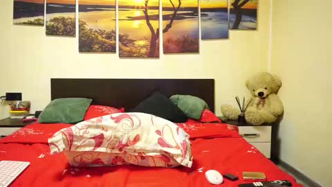 Snapshot of adellineee chatting on 10.08.25 Adellineee online show from 10.08.25