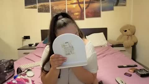Adellineee online show from 05.11.26