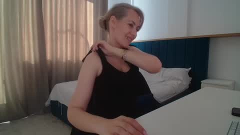 Adellyn online show from 06.19.26