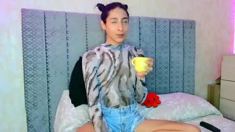 Snapshot of adhara365 chatting on 01.08.25 adhara star 3 online show from 01.08.25