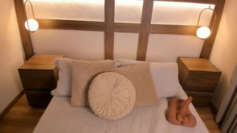 Adhara  online show from 11.20.25