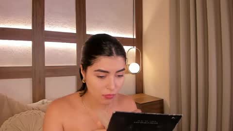 Snapshot of adhara_black01 chatting on 05.18.26 Adhara online show from 05.18.26