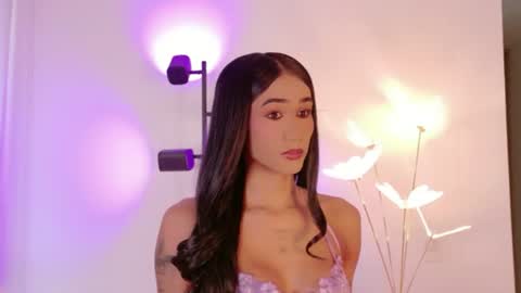 Isabellafirst online show from 07.28.26