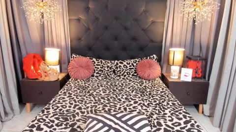 Snapshot of adiannacumforyou chatting on 12.13.24 Siobe online show from 12.13.24