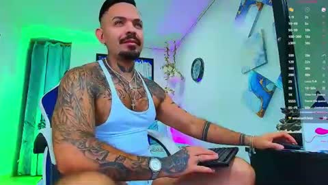 Snapshot of adil_aminn chatting on 11.06.25 DALIL ADIL AMIN online show from 11.06.25