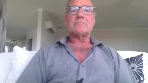 Snapshot of adjustable14 chatting on 11.02.25 adjustable14 online show from 11.02.25