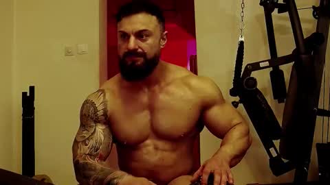 Adonis online show from 12.04.25