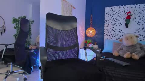 adonis_wb online show from 11.19.25