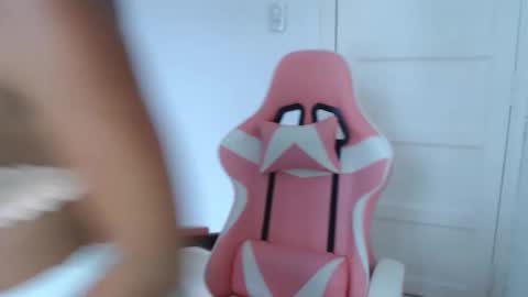 Snapshot of adorablekat29 chatting on 02.12.25 Kattt online show from 02.12.25