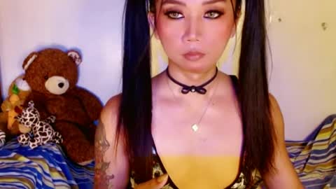 Snapshot of adorableslutxxx chatting on 06.21.26 jasmine online show from 06.21.26