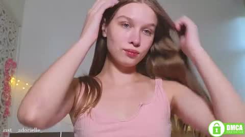 Snapshot of adorielle chatting on 06.18.26 Lia online show from 06.18.26
