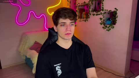 adrean_sofi online show from 02.14.25