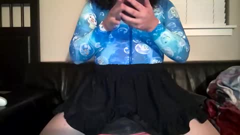 Snapshot of adree05 chatting on 12.30.24 Adree online show from 12.30.24