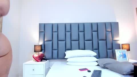 ANDREA PEREZ online show from 01.30.25